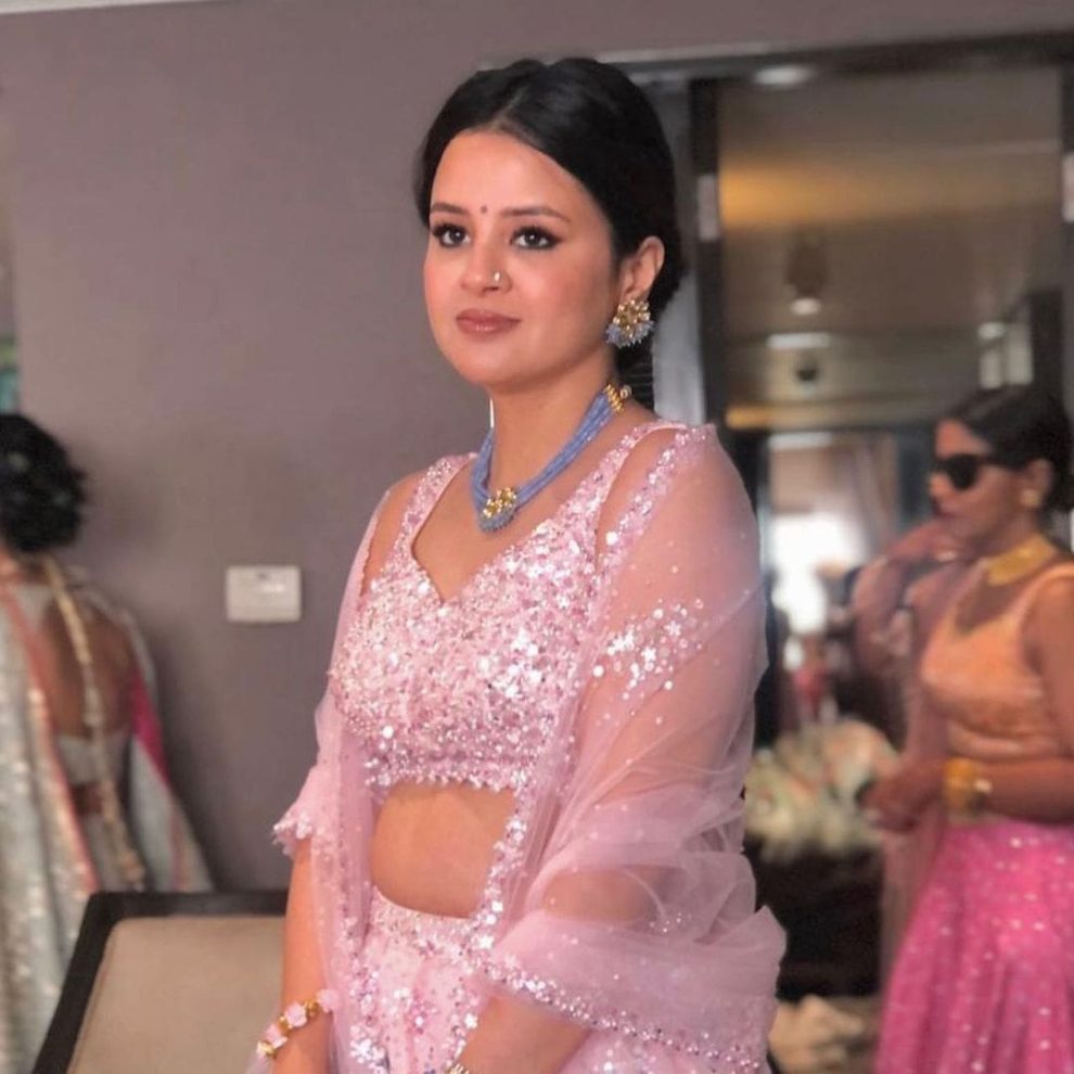 Sakshi Dhoni Age Husband Social Media And More