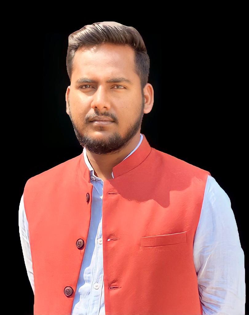 Banka’s youth leader Sharad Kumar Yadav is fast making his place in the politics of Bihar. Behind this, there is a big contribution of his dedication, readiness to serve the public and political foresight.