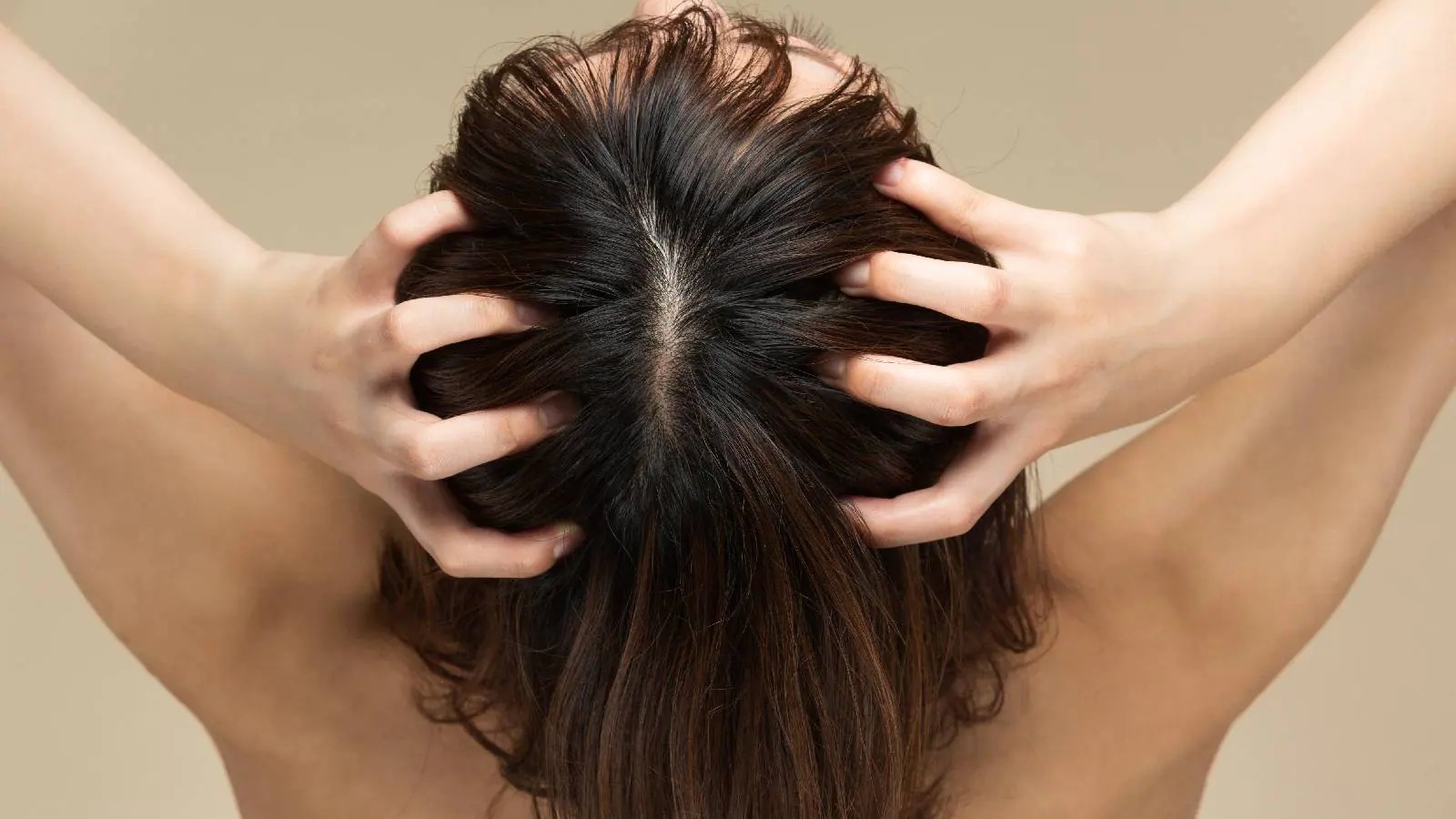 dirty hair scalp grows faster or slower