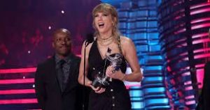 MTV VMAs Taylor Swift_11zon