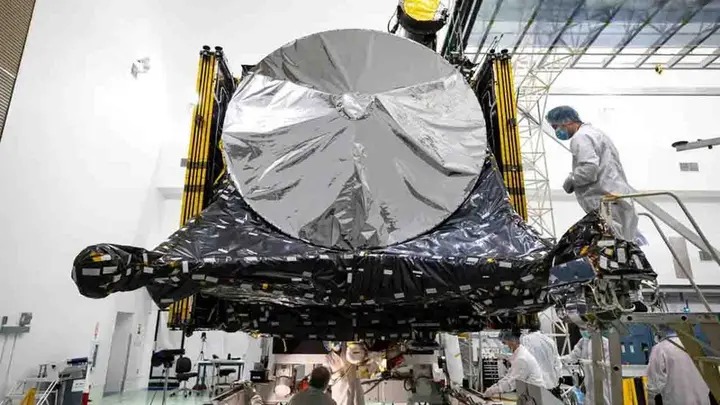 NASA probe to explore metal-rich asteroid on track
